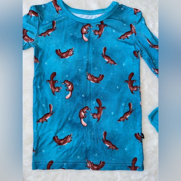 Like New Sleepy Sloth Bamboo Set - Picture 3 of 4